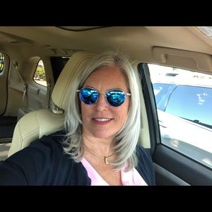 Meet your Posher, Erin